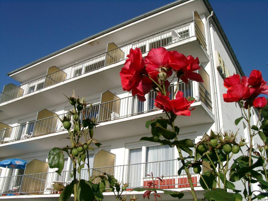 Hotel Zur Schoenen Aussicht Грёмиц Экстерьер фото